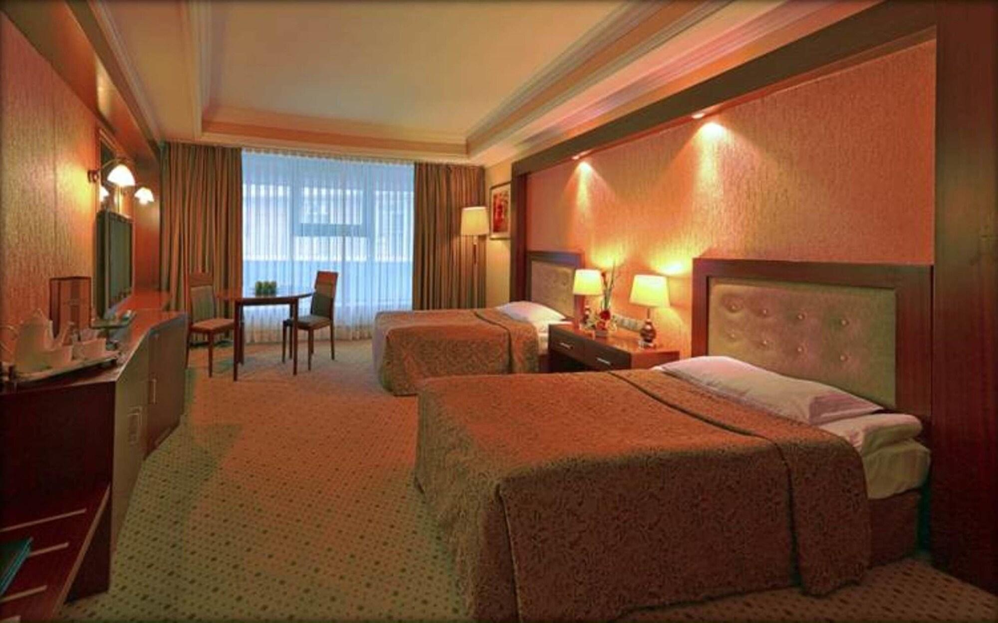 Diplomat Hotel By Ag Hotels Group Asztana Kültér fotó
