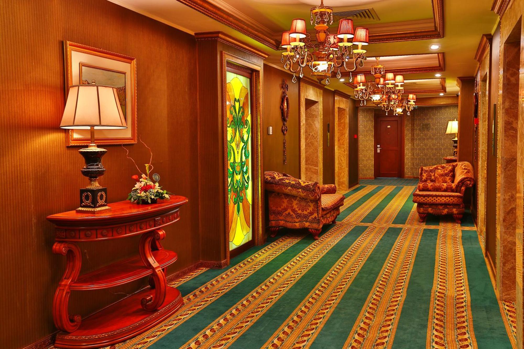 Diplomat Hotel By Ag Hotels Group Asztana Kültér fotó